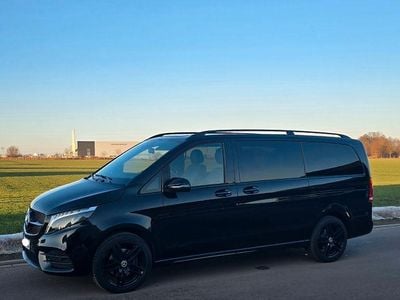 Schwarz Gebraucht 2024 Mercedes V300 AMG Van / Kleinbus | 64.000 € (Superpreis)
