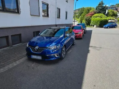 Gebraucht Renault Mégane GT Line GT-Line 159 PS (116 kW) 2019 Blau Limousine
