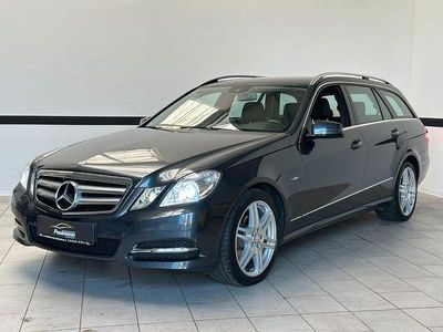 Gebraucht Mercedes E220 Avantgarde 170 PS (125 kW) 2012 Grau Limousine