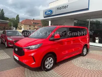 Gebraucht Ford Tourneo Custom Trend 136 PS (100 kW) 2025 Rot Van