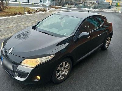 Schwarz Gebraucht 2009 Renault Mégane Coupé Dynamique Coupé | 2.100 € (Guter Preis)