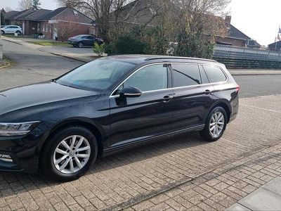 Gebraucht VW Passat 150 PS (110 kW) 2020 Schwarz Kombi