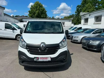 Gebraucht Renault Trafic Komfort 125 PS (91 kW) 2018 Weiß Van / Kleinbus
