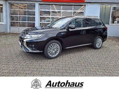 Gebraucht Mitsubishi Outlander P-HEV Basis 135 PS (99 kW) 2020 Schwarz SUV