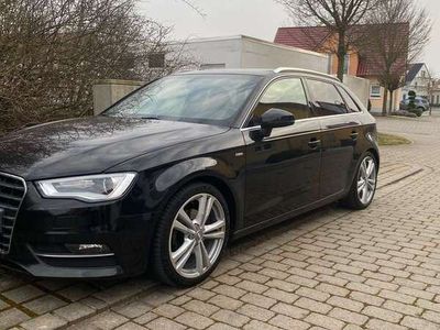 gebraucht Audi A3 Sportback 2.0 TDI S line Sportpaket