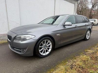 Gebraucht BMW 530 Sport Line 258 PS (189 kW) 2012 Grau Kombi