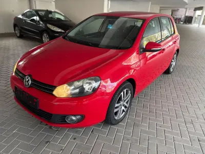 Gebraucht VW Golf VI Comfortline 105 PS (77 kW) 2010 Limousine