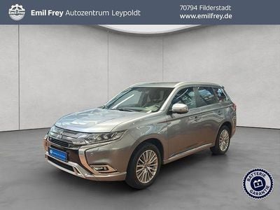 Platinumgrau metallic Gebraucht 2019 Mitsubishi Outlander P-HEV SUV | 17.890 € (Guter Preis)