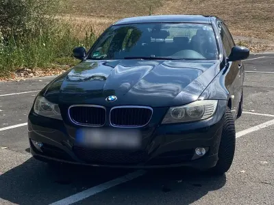 Gebraucht BMW 318 143 PS (105 kW) 2009 Schwarz Limousine