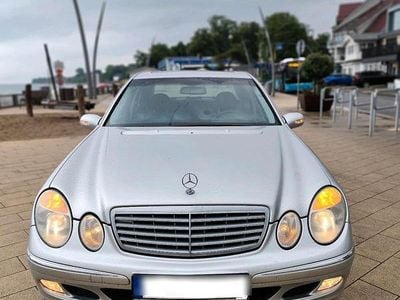 Mercedes E270