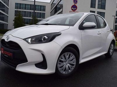 Weiß Gebraucht 2022 Toyota Yaris Comfort Kleinwagen | 11.999 € (Fairer Preis)