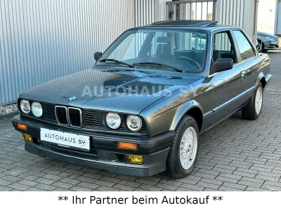 Gebraucht BMW 316 99 PS (72 kW) 1989 Grau Coupé