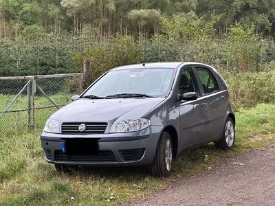 gebraucht Fiat Punto 1.4 95ps BJ2005 HU 09/24!, defekt!