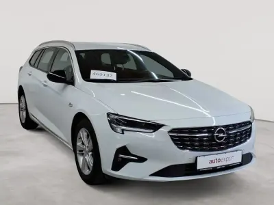 Gebraucht Opel Insignia Elegance 174 PS (127 kW) 2023 Jade weiß Kombi