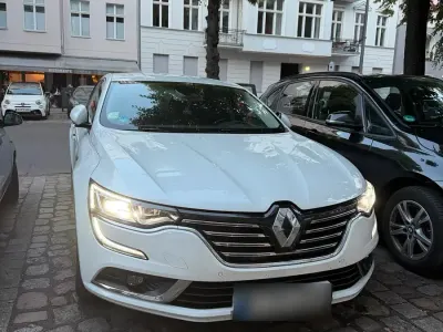 Gebraucht Renault Talisman Intens 200 PS (147 kW) 2017 Weiß Limousine