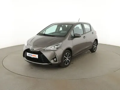 Gebraucht Toyota Yaris Team 112 PS (82 kW) 2018 Grau Kleinwagen
