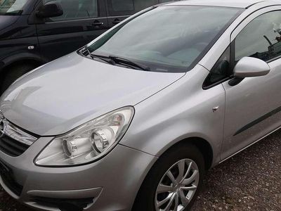 Gebraucht Opel Corsa 80 PS (58 kW) 2009 Silber Limousine