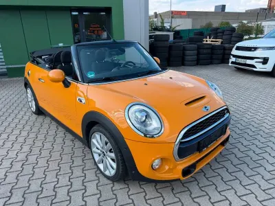 Gebraucht Mini Cooper SD Cabriolet 170 PS (125 kW) 2017 Volcanic orange uni Cabrio