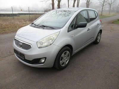 Gebraucht Kia Venga Spirit 125 PS (91 kW) 2011 Silber Kleinwagen