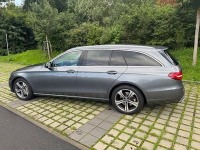 Mercedes E400