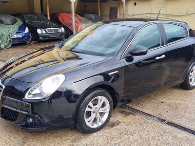 gebraucht Alfa Romeo Giulietta 1.4 TB Multiair Bi-Xenon Tempomat Tüv NEU