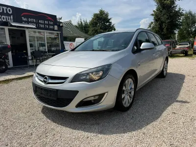 Gebraucht Opel Astra 140 PS (102 kW) 2013 Silber Kombi