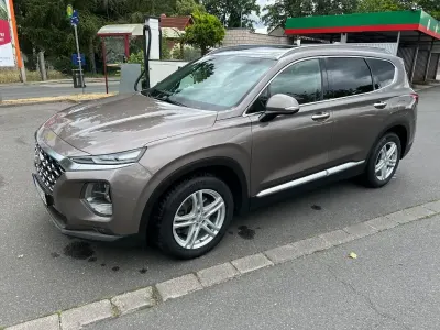Gebraucht Hyundai Santa Fe Premium 200 PS (147 kW) 2019 Braun SUV