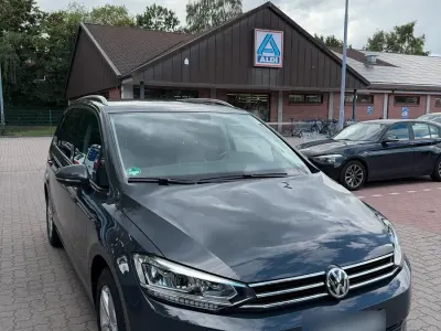 Gebraucht VW Touran 150 PS (110 kW) 2018 Grau Van / Kleinbus