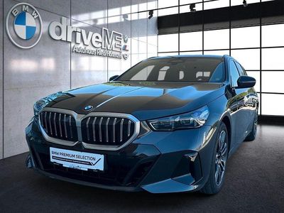 Gebraucht BMW 540 M Sport 286 PS (210 kW) 2026 Grau Kombi
