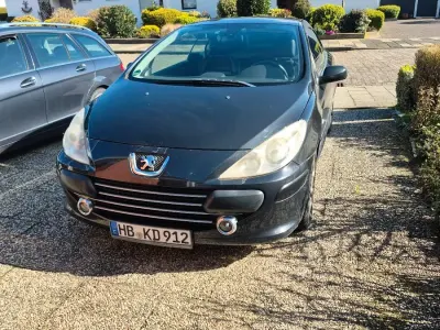 Gebraucht Peugeot 307 CC 140 PS (102 kW) 2007 Schwarz Cabrio