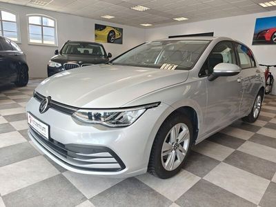 Reflexsilber metallic Gebraucht 2022 VW Golf VIII Life Limousine | 20.950 € (Guter Preis)