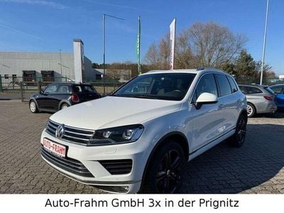 Gebraucht VW Touareg Terrain Tech 262 PS (192 kW) 2017 Weiß SUV