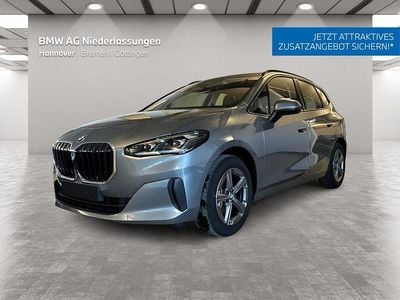 Grau Gebraucht 2025 BMW 220 Active Tourer Luxury Line Van / Kleinbus | 31.500 € (Guter Preis)