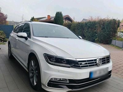 Usata VW Passat R-line 150 CV (110 kW) 2016 Bianco Station wagon