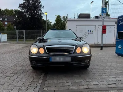 Gebraucht Mercedes E320 Avantgarde 224 PS (164 kW) 2005 Schwarz Kombi