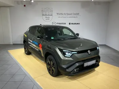 Gebraucht Suzuki e-Vitara Comfort+ 127 kW (174 PS) 2026 Grün SUV