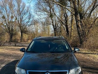Gebraucht VW Passat 140 PS (102 kW) 2009 Grau Kombi