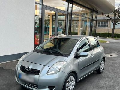 gebraucht Toyota Yaris 1.3 Benzin Automatik Neu Tuv 90.000km