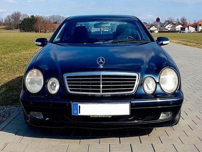 Usata Mercedes CLK320 Avantgarde 218 CV (160 kW) 2001 Blu Coupé