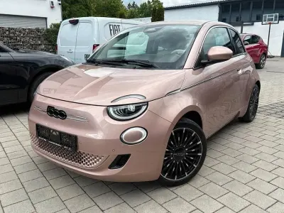 Neu Fiat 500e La Prima 86 kW (118 PS) 2026 Gold