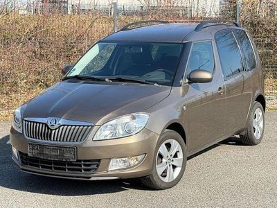 Gebraucht Skoda Roomster Fresh 86 PS (63 kW) 2015 Braun Van / Kleinbus