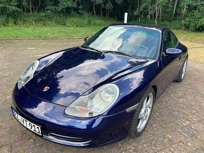 Porsche 911 Carrera