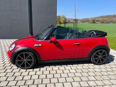 Usata Mini Cooper Cabriolet 122 CV (89 kW) 2009 Rosso Cabrio