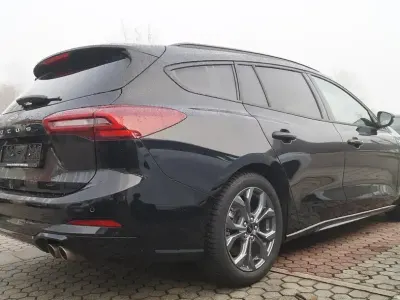 Gebraucht Ford Focus ST-Line X 155 PS (114 kW) 2024 Schwarz