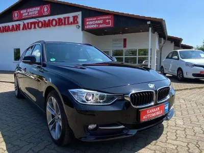 Gebraucht BMW 318 Sport Line 143 PS (105 kW) 2013 Schwarz Kombi
