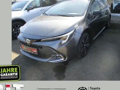 Neu Toyota Corolla 178 PS (130 kW) 2026 Mysticschwarz Kombi