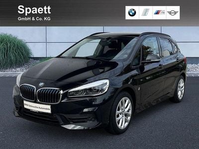 Gebraucht BMW 225 Active Tourer Advantage 224 PS (164 kW) 2019 Saphirschwarz Van / Kleinbus