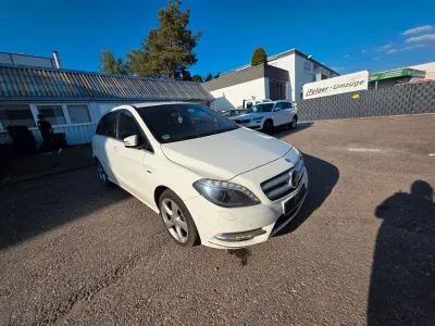 Brugt Mercedes B180 122 HK (89 kW) 2012 Hvid MPV