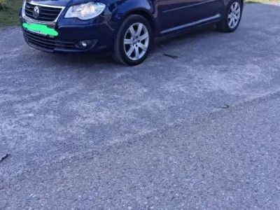 Gebraucht VW Touran 2008 Blau Van / Kleinbus