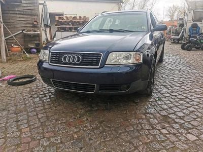 Second-hand Audi A6 192 CP (141 kW) 1999 Albastru Break